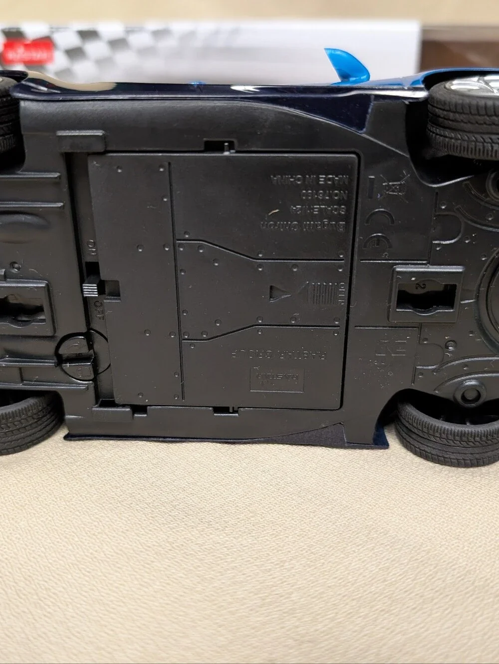 Officially Licensed Bugatti Chiron 1/24 Scale Radio Control Car